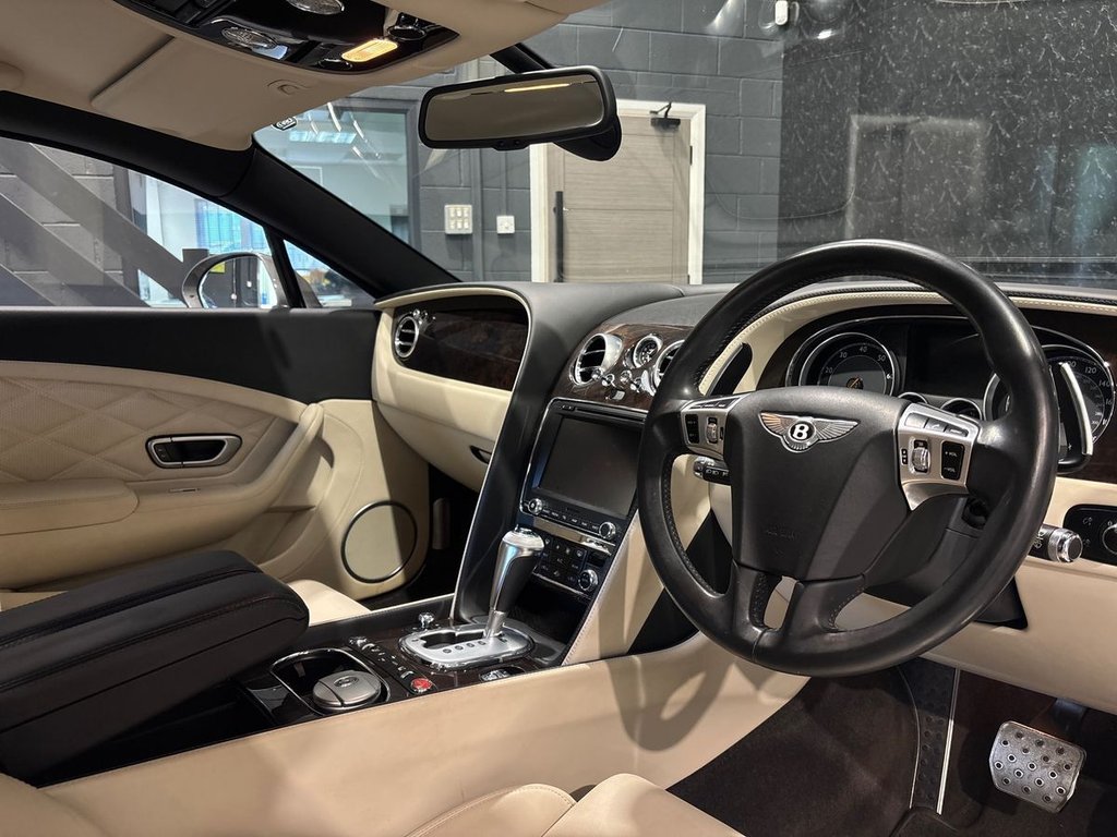 Used Bentley Continental 2011 for sale - 76642200: Photo 2