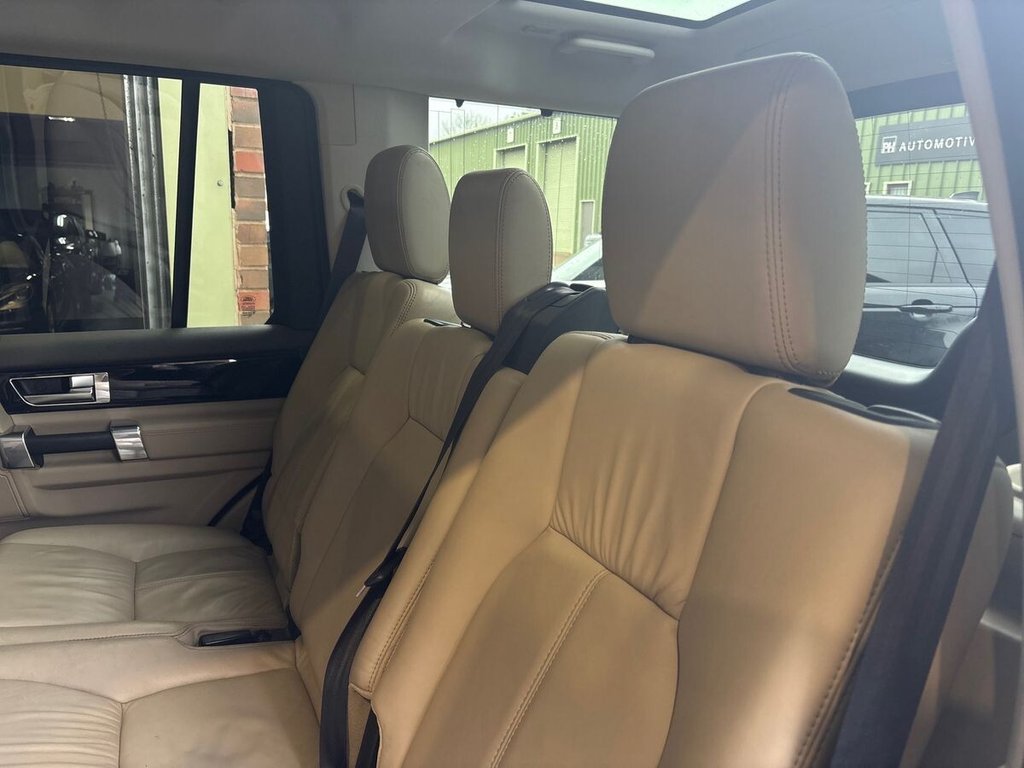 Used Land Rover Discovery 2015 for sale - 77990703: Photo 21