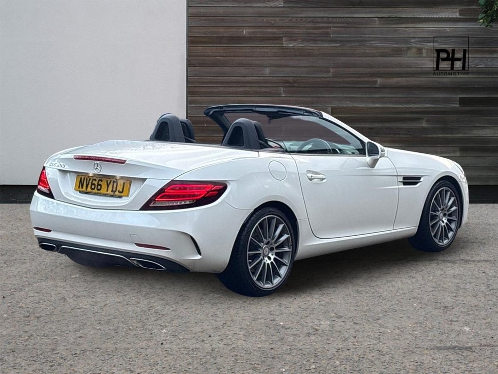 Used Mercedes-Benz SLC 2016 for sale - 76724715: Photo 3