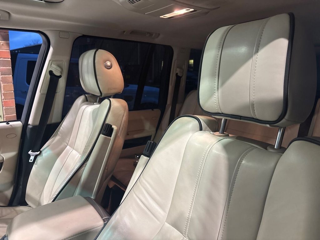 Used Land Rover Range Rover 2011 for sale - 77470551: Photo 16