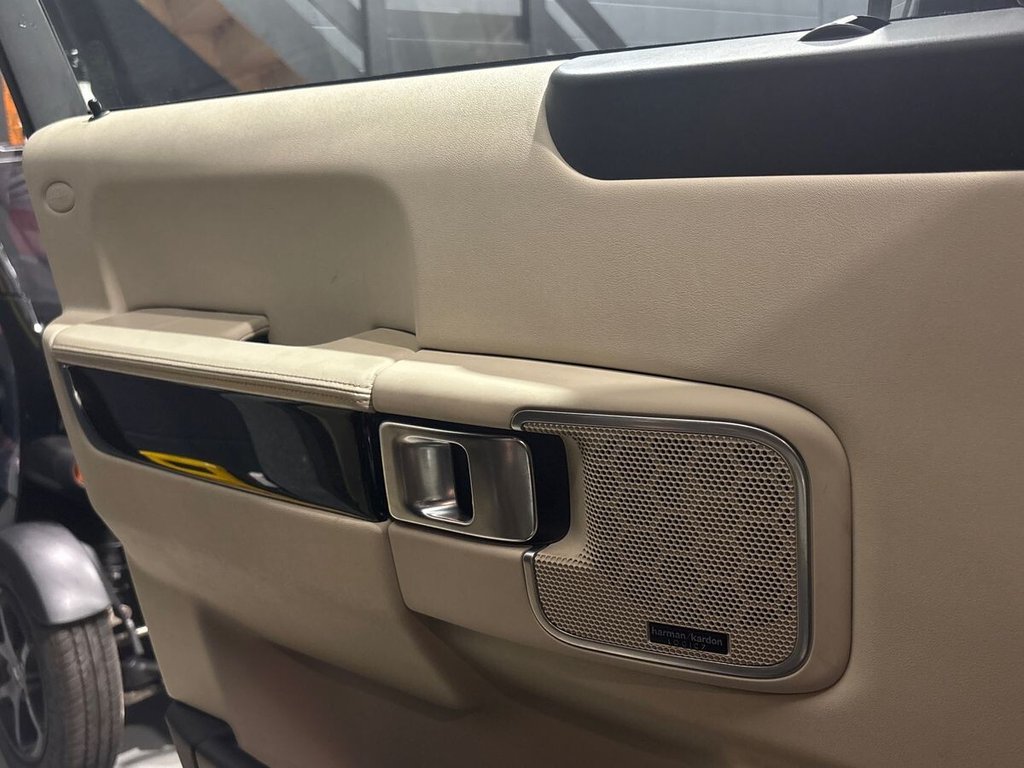 Used Land Rover Range Rover 2011 for sale - 77470551: Photo 42