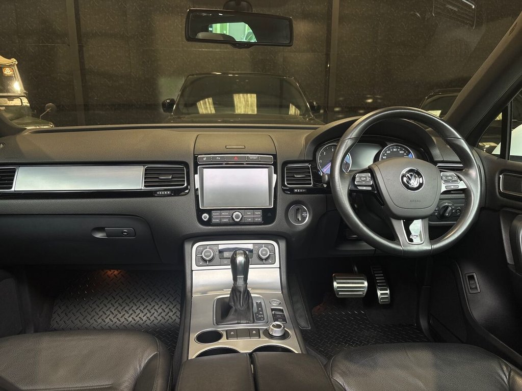 Used Volkswagen Touareg 2016 for sale - 77990895: Photo 12