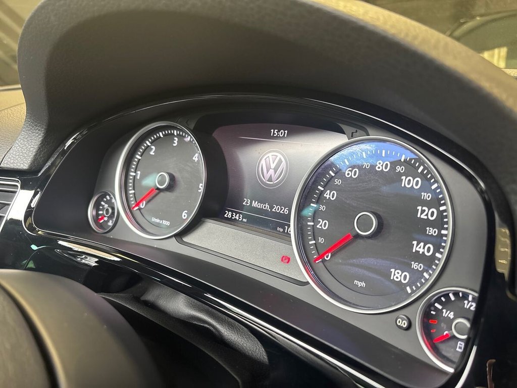 Used Volkswagen Touareg 2016 for sale - 77990895: Photo 16