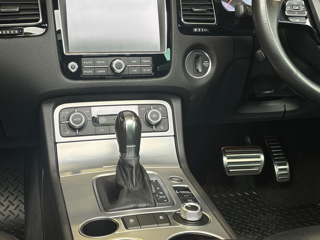 Used Volkswagen Touareg 2016 for sale - 77990895: Photo 22