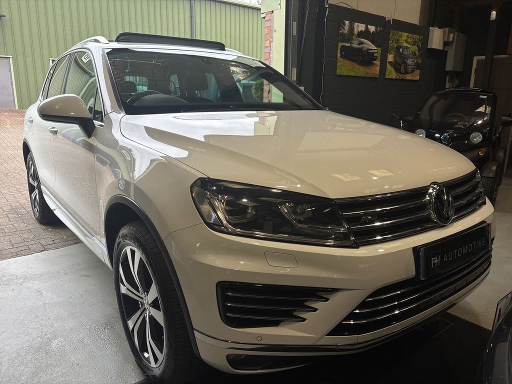 Used Volkswagen Touareg 2016 for sale - 77990895: Photo 32
