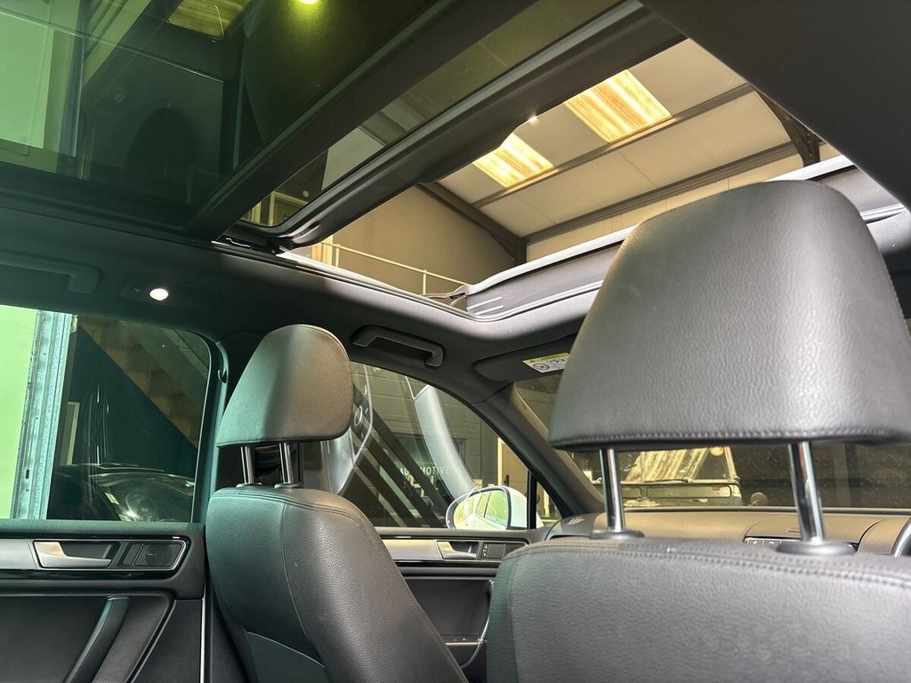 Used Volkswagen Touareg 2016 for sale - 77990895: Photo 37