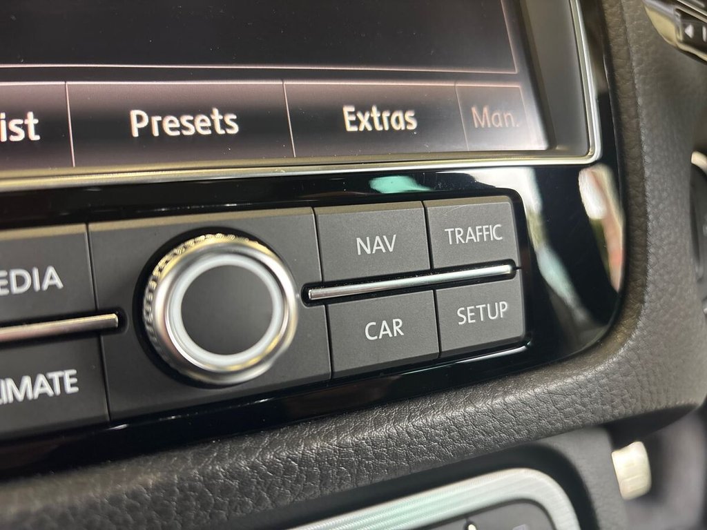 Used Volkswagen Touareg 2016 for sale - 77990895: Photo 48