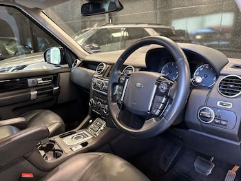 Used Land Rover Discovery 2016 for sale - 76768061: Photo