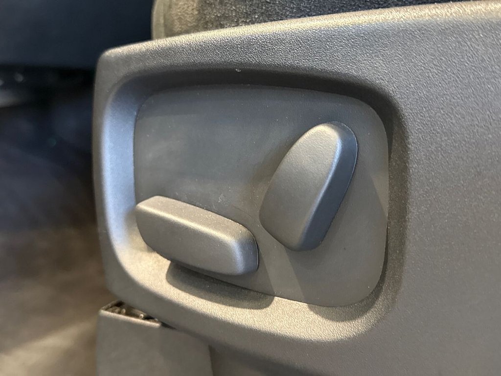 Used Land Rover Discovery 2016 for sale - 76768061: Photo 35