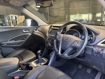 Used Hyundai Santa Fe 2018 for sale - 78995958: Photo