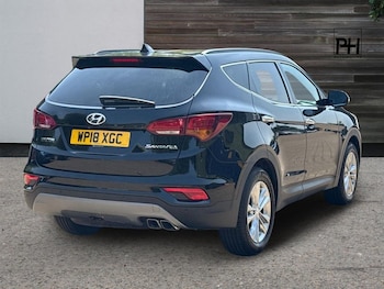Used Hyundai Santa Fe 2018 for sale - 78995958: Photo