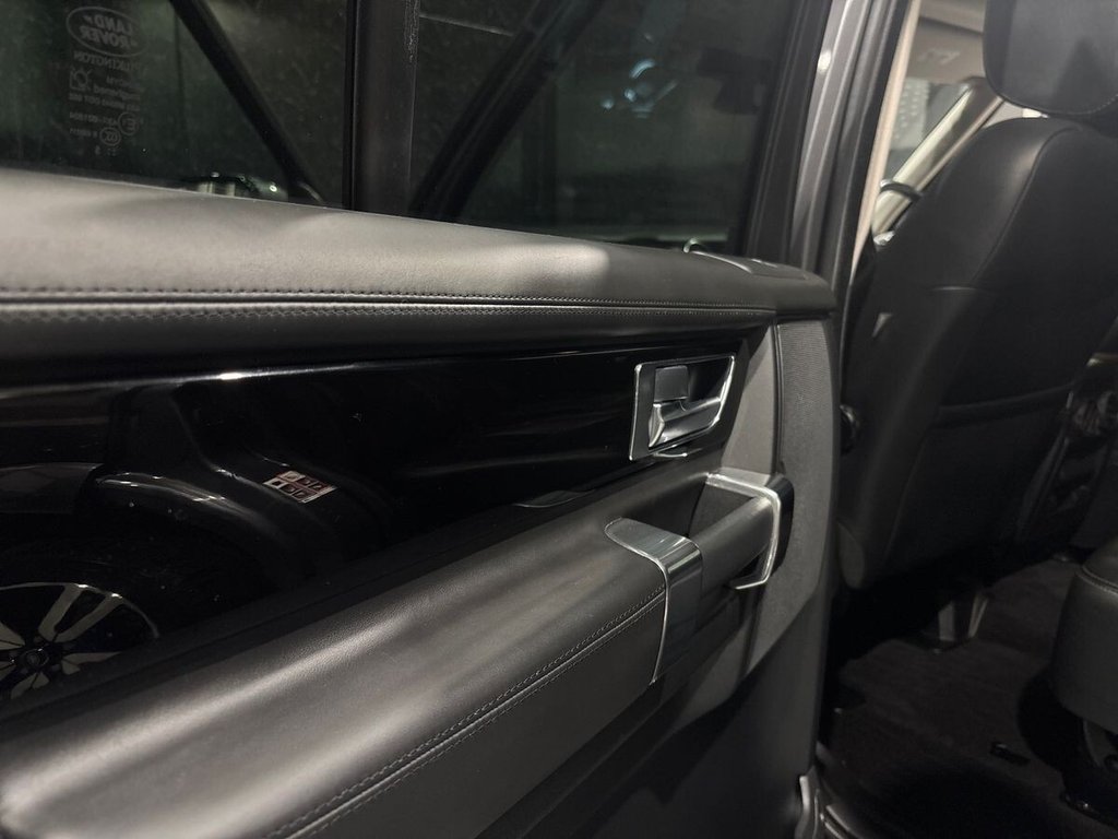 Used Land Rover Discovery 2015 for sale - 76647689: Photo 26