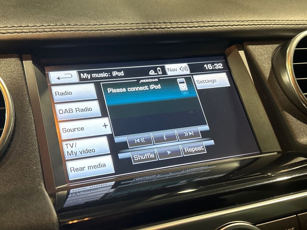 Used Land Rover Discovery 2015 for sale - 76647689: Photo 42