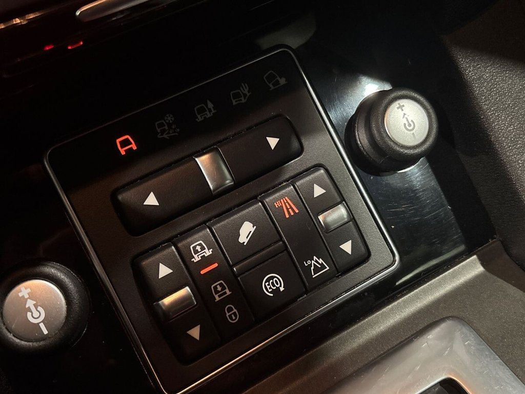 Used Land Rover Discovery 2015 for sale - 76647689: Photo 48