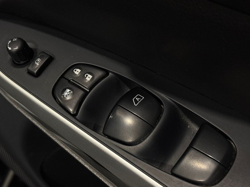 Used Nissan Navara 2020 for sale - 77571714: Photo 38