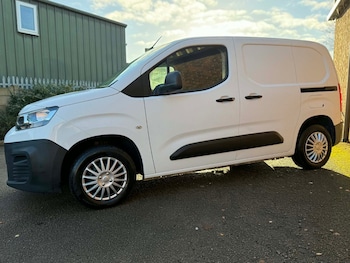 Used Citroen Berlingo 2020 for sale - 77822425: Photo