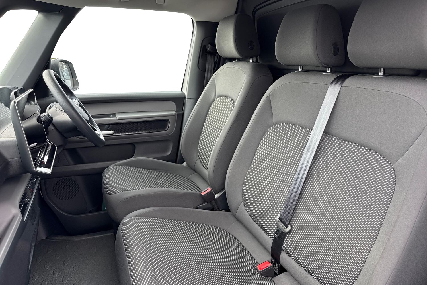 Used Volkswagen ID. Buzz Cargo 2025 for sale - 76351994: Photo 16