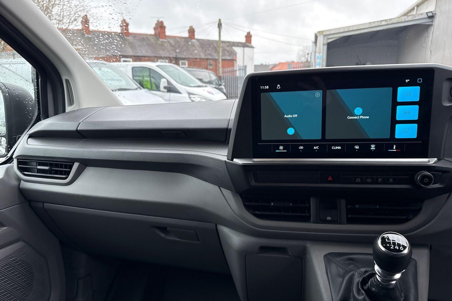 Used Volkswagen Transporter 2025 for sale - 77506621: Photo 14