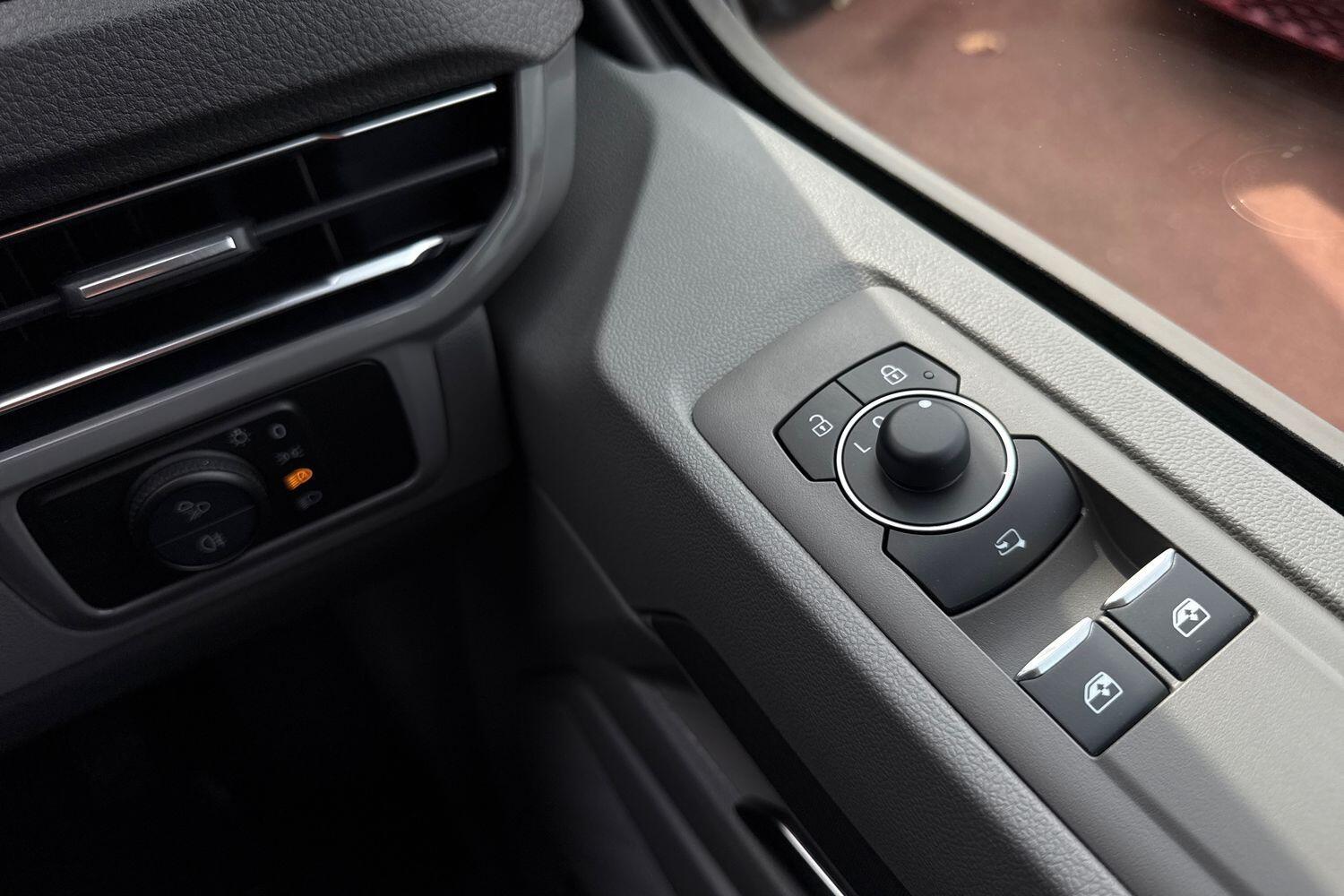 Used Volkswagen Transporter 2025 for sale - 77014052: Photo 17