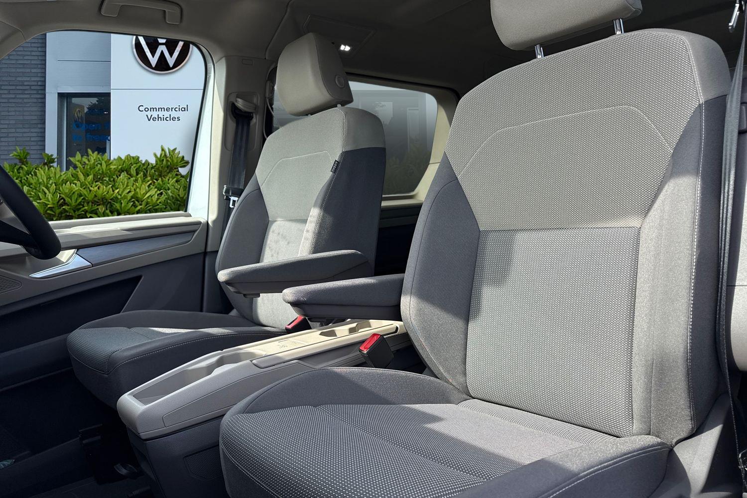 Used Volkswagen Multivan 2024 for sale - 77147503: Photo 15