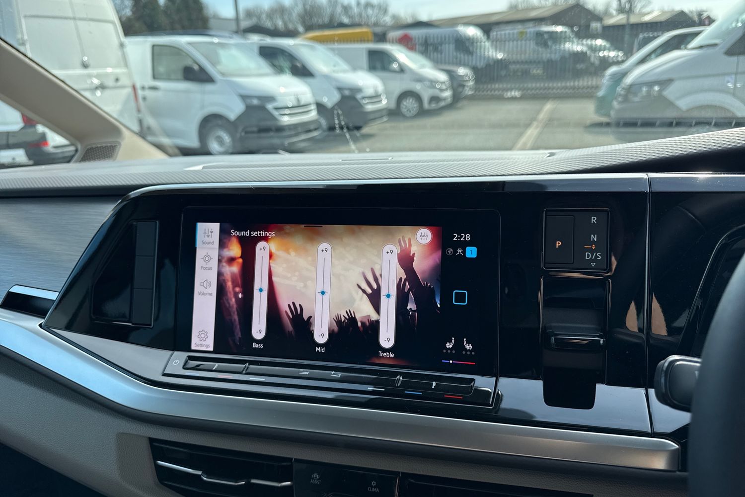 Used Volkswagen Multivan 2024 for sale - 77147503: Photo 43