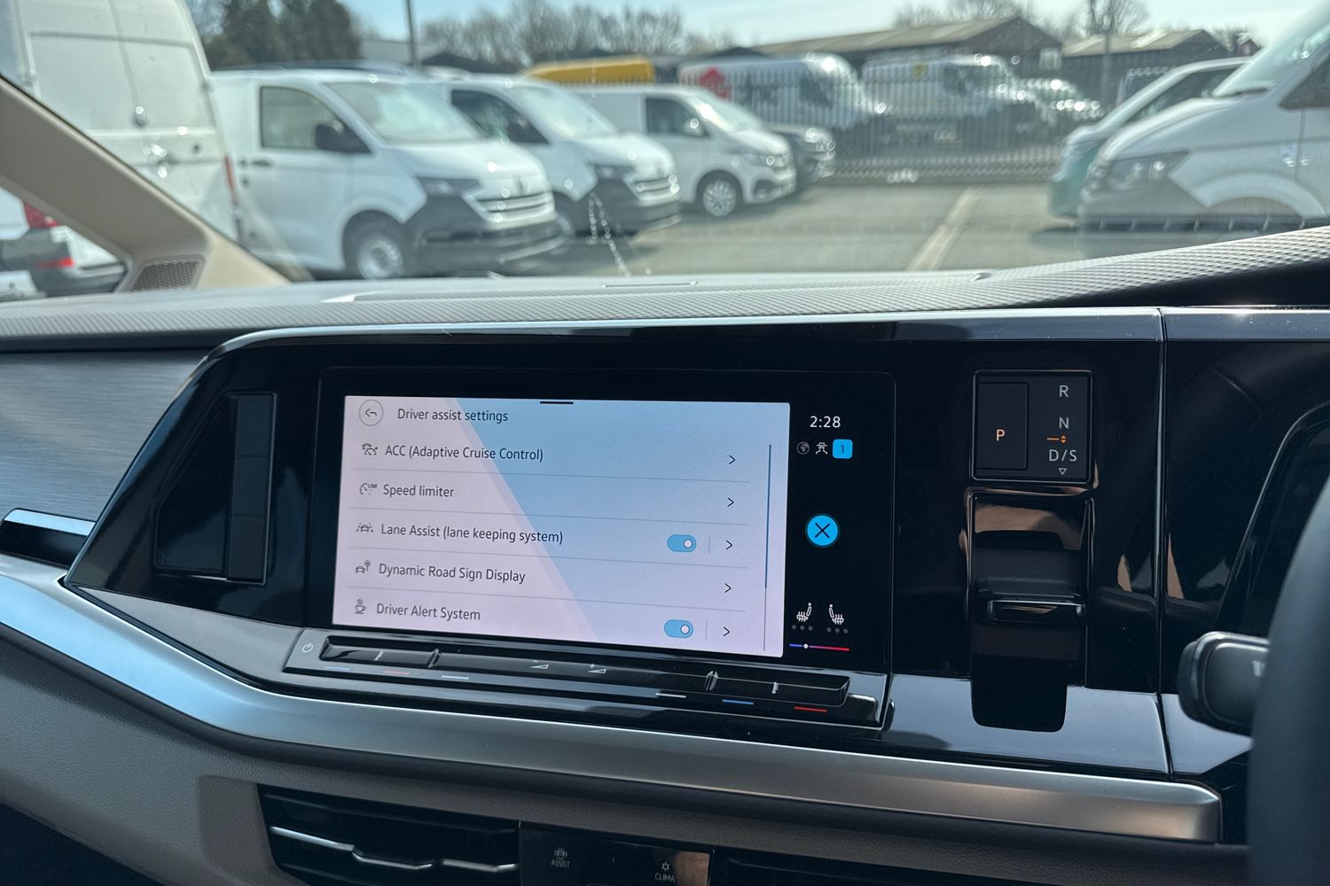 Used Volkswagen Multivan 2024 for sale - 77147503: Photo 46