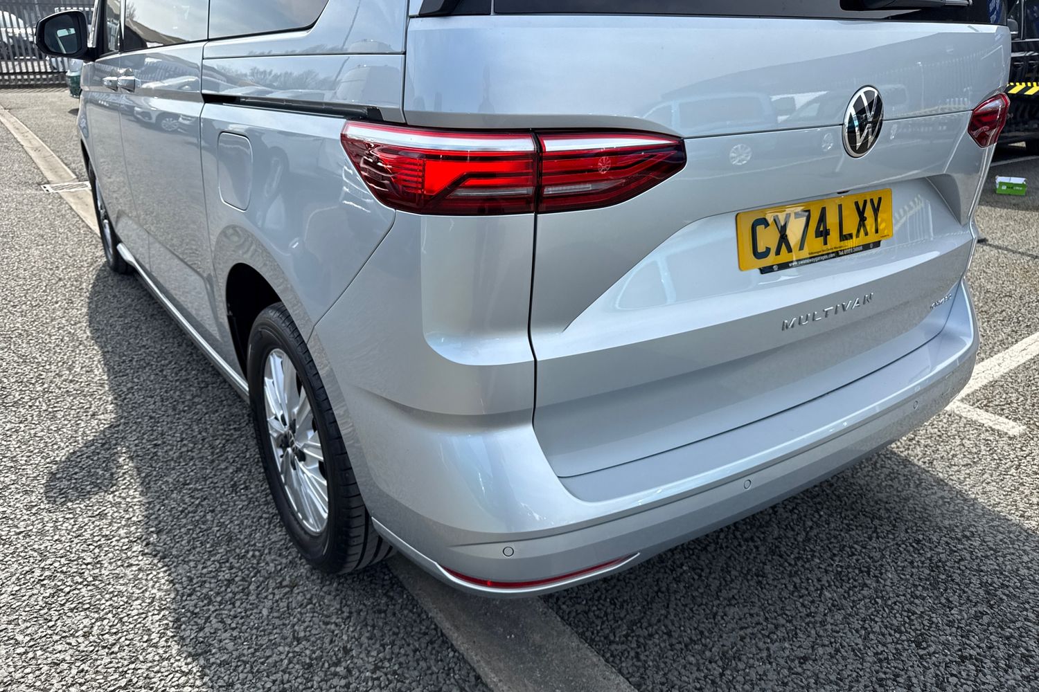 Used Volkswagen Multivan 2024 for sale - 77147503: Photo 7