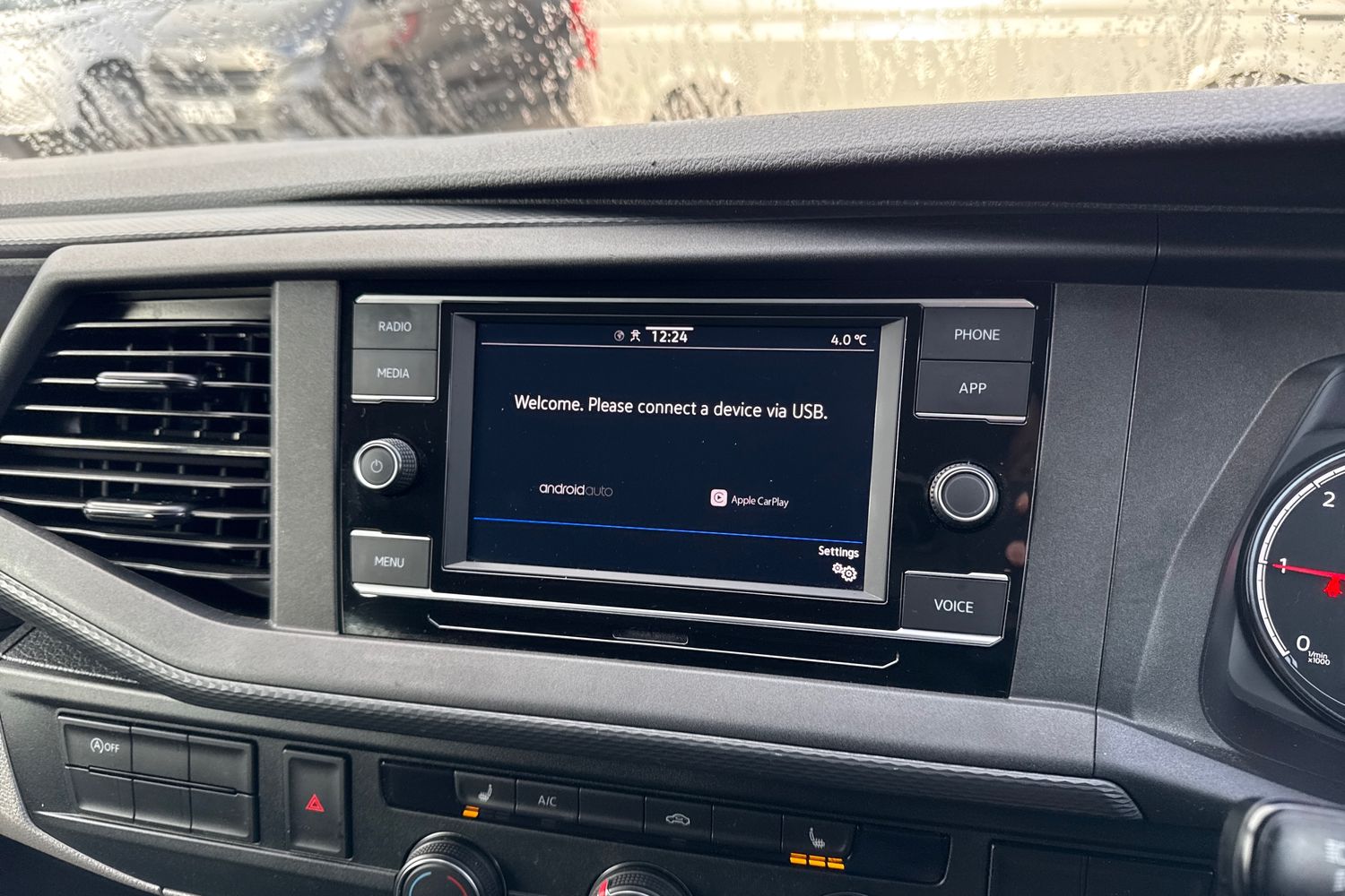 Used Volkswagen Transporter 2024 for sale - 77249664: Photo 16