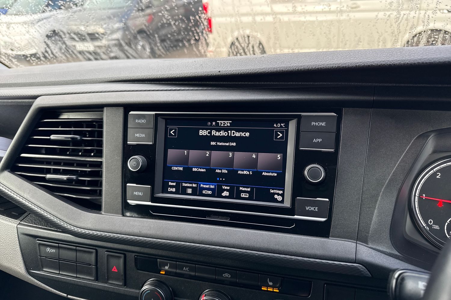 Used Volkswagen Transporter 2024 for sale - 77249664: Photo 34