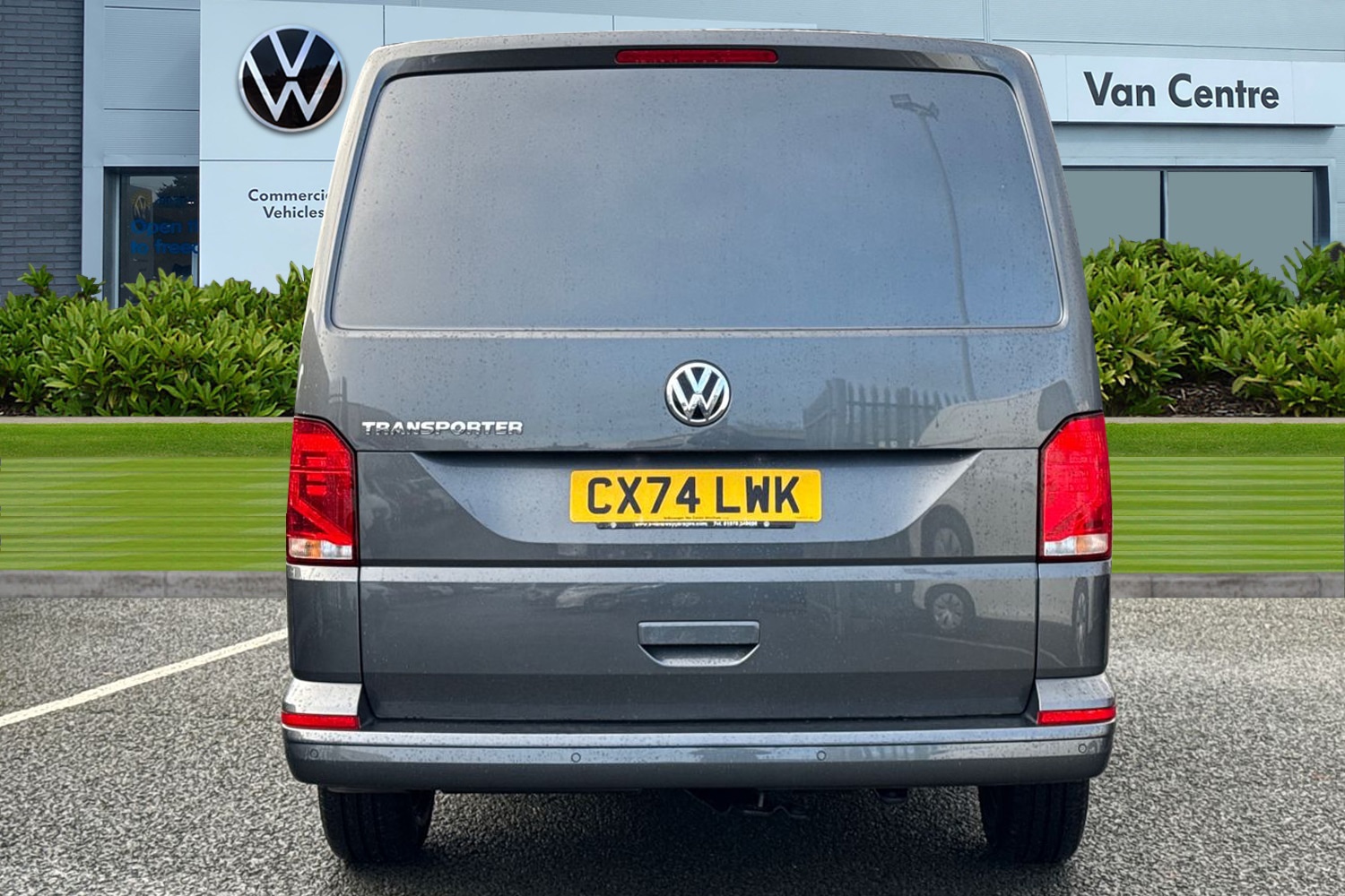 Used Volkswagen Transporter 2024 for sale - 77249664: Photo 4