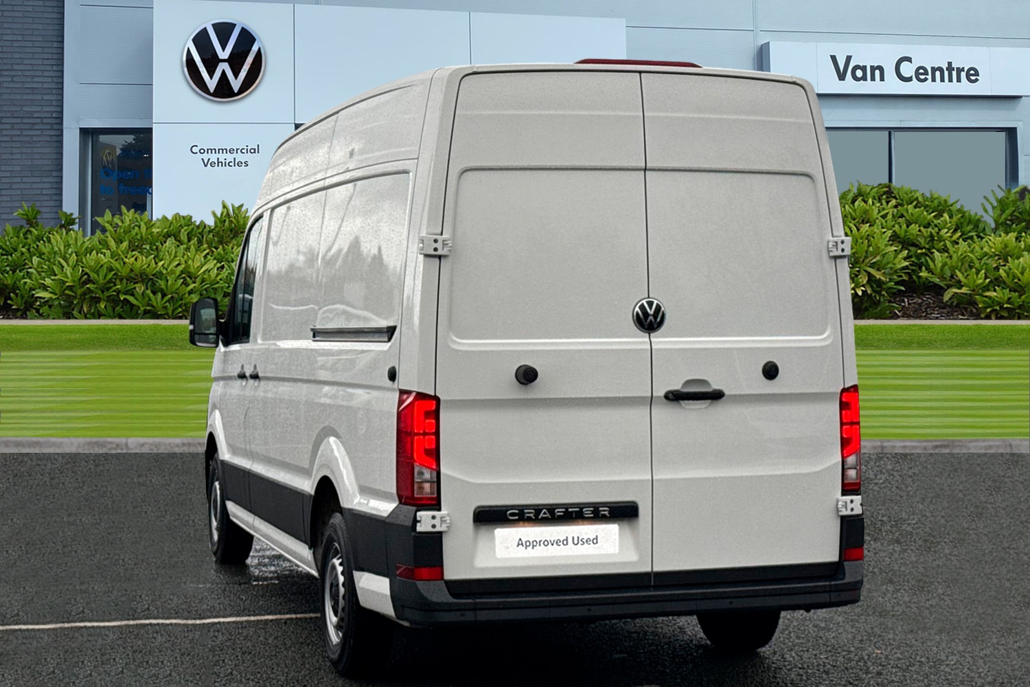 Used Volkswagen Crafter 2025 for sale - 76896256: Photo 2