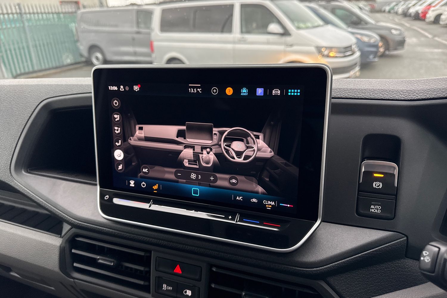 Used Volkswagen Crafter 2025 for sale - 76896256: Photo 21