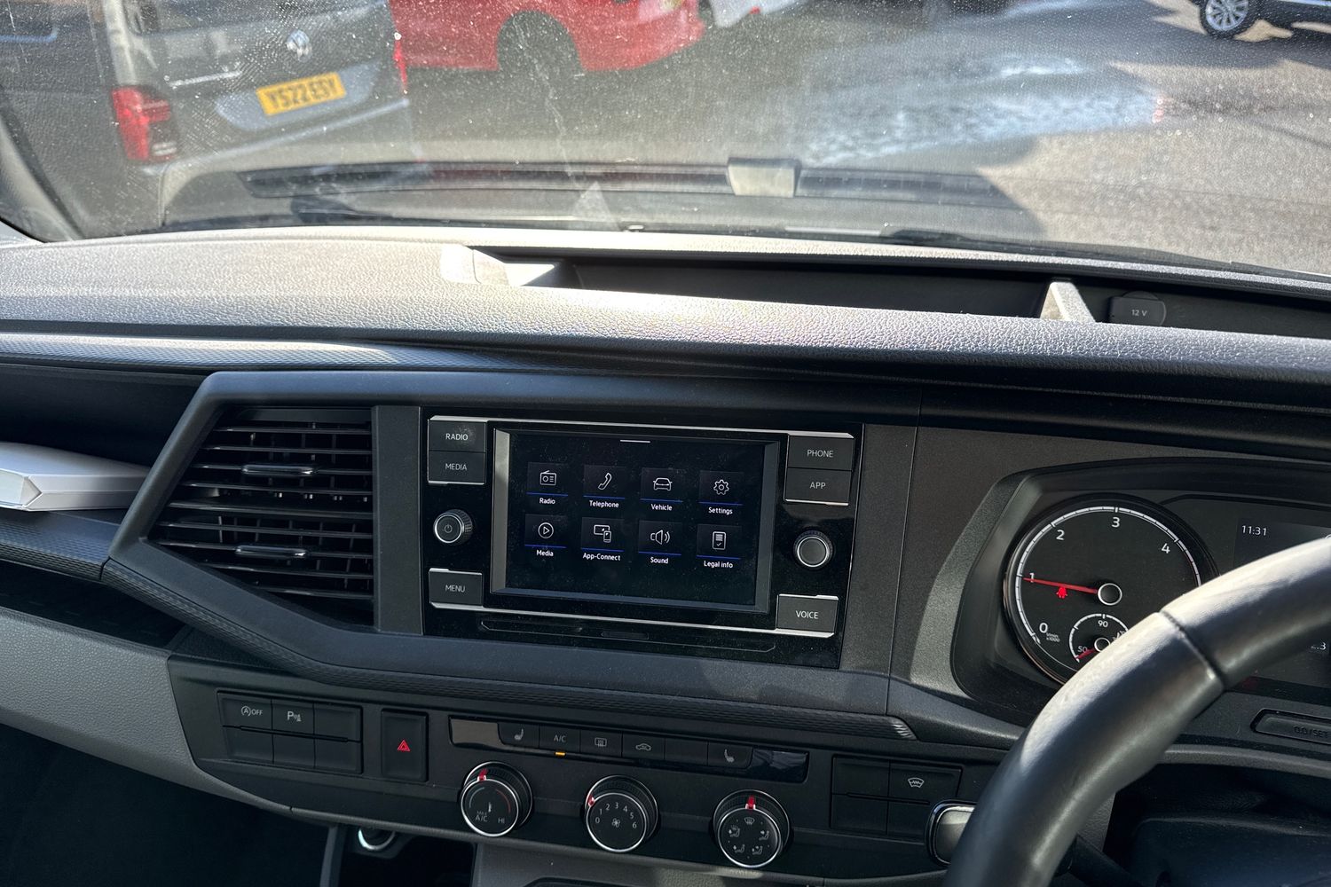 Used Volkswagen Transporter 2024 for sale - 76718547: Photo 33