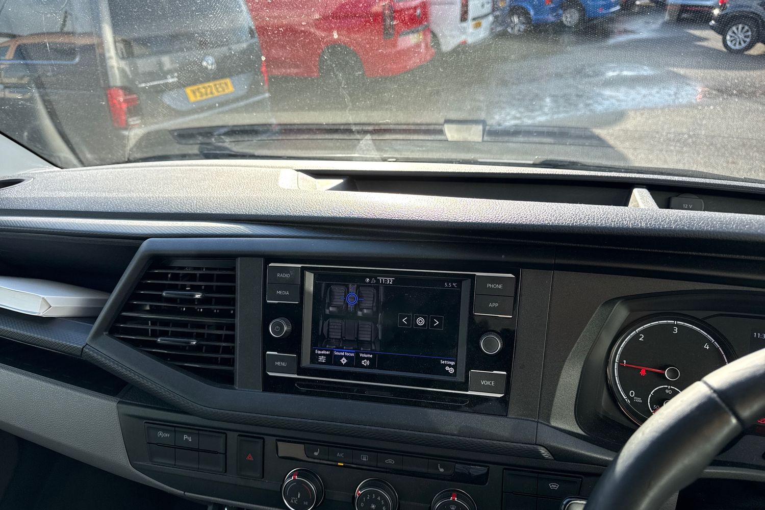 Used Volkswagen Transporter 2024 for sale - 76718547: Photo 37