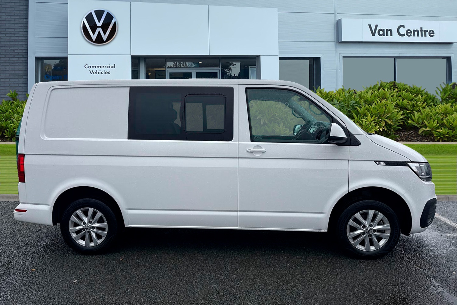 Used Volkswagen Transporter 2024 for sale - 76896207: Photo 3