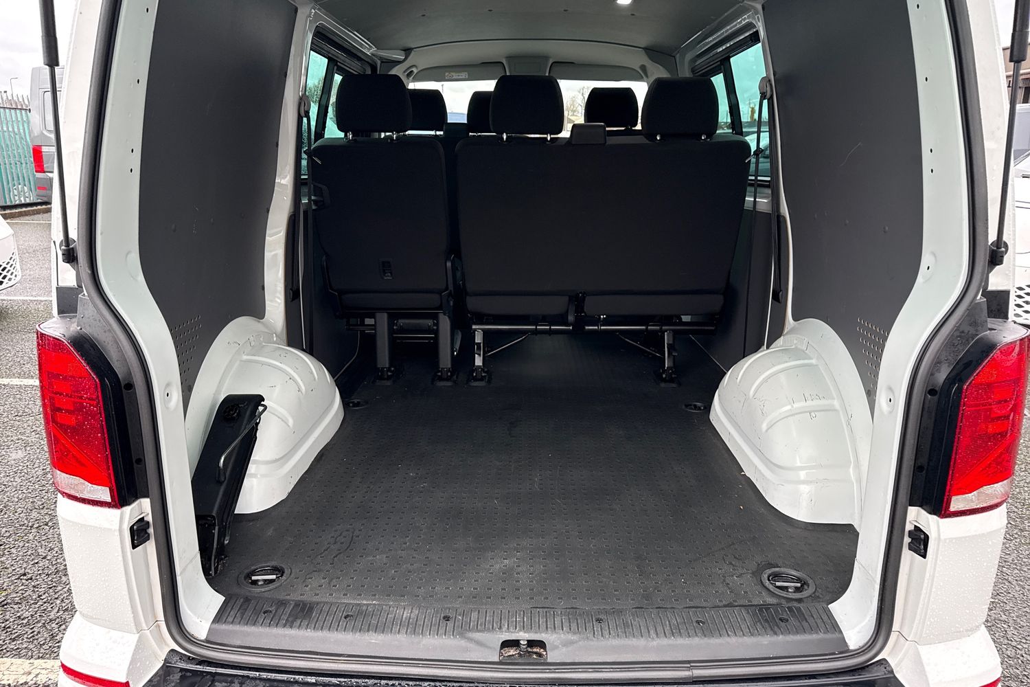 Used Volkswagen Transporter 2024 for sale - 76896207: Photo 7