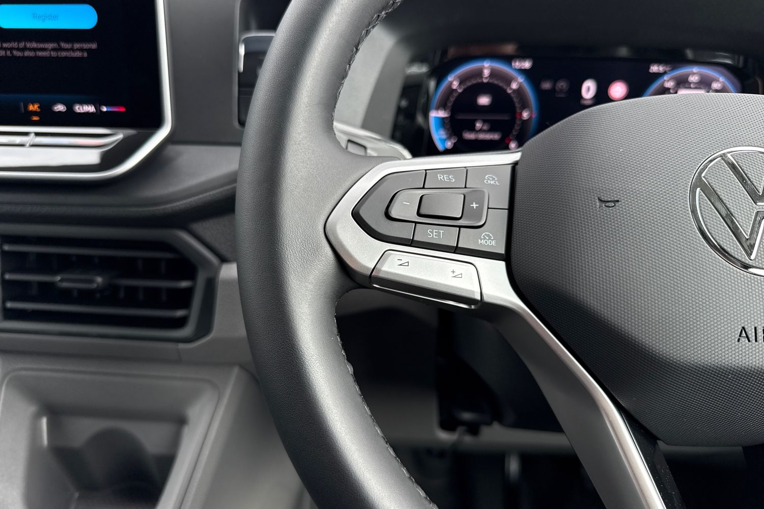 Used Volkswagen Crafter 2025 for sale - 76022870: Photo 28