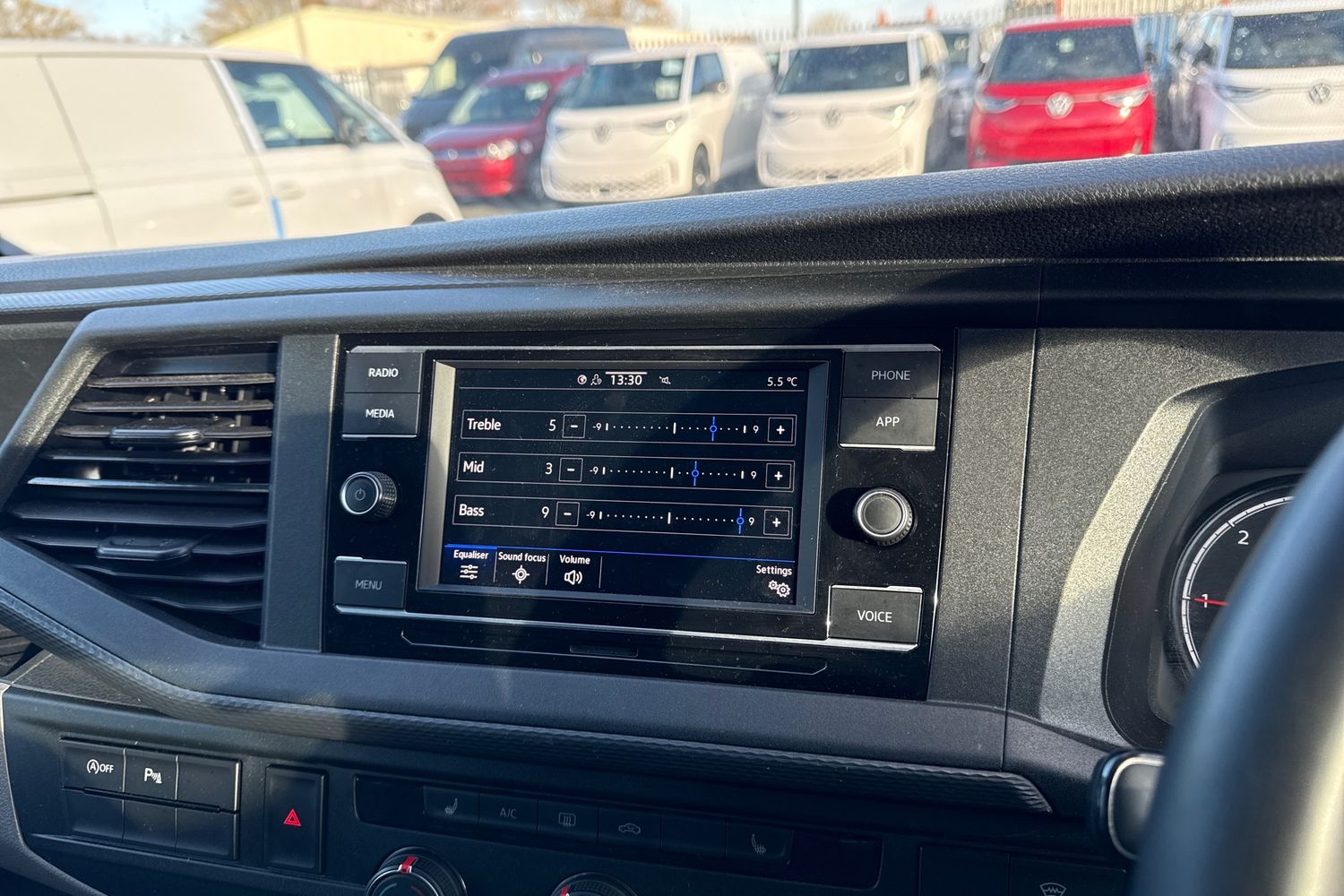 Used Volkswagen Transporter 2024 for sale - 76685739: Photo 38