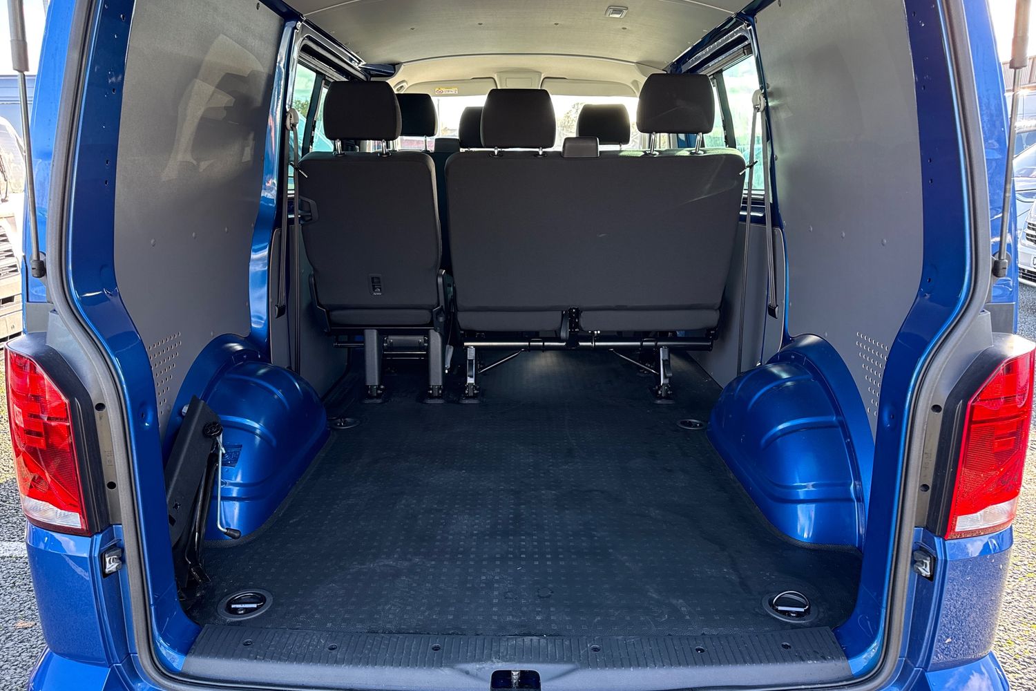 Used Volkswagen Transporter 2024 for sale - 76685739: Photo 7