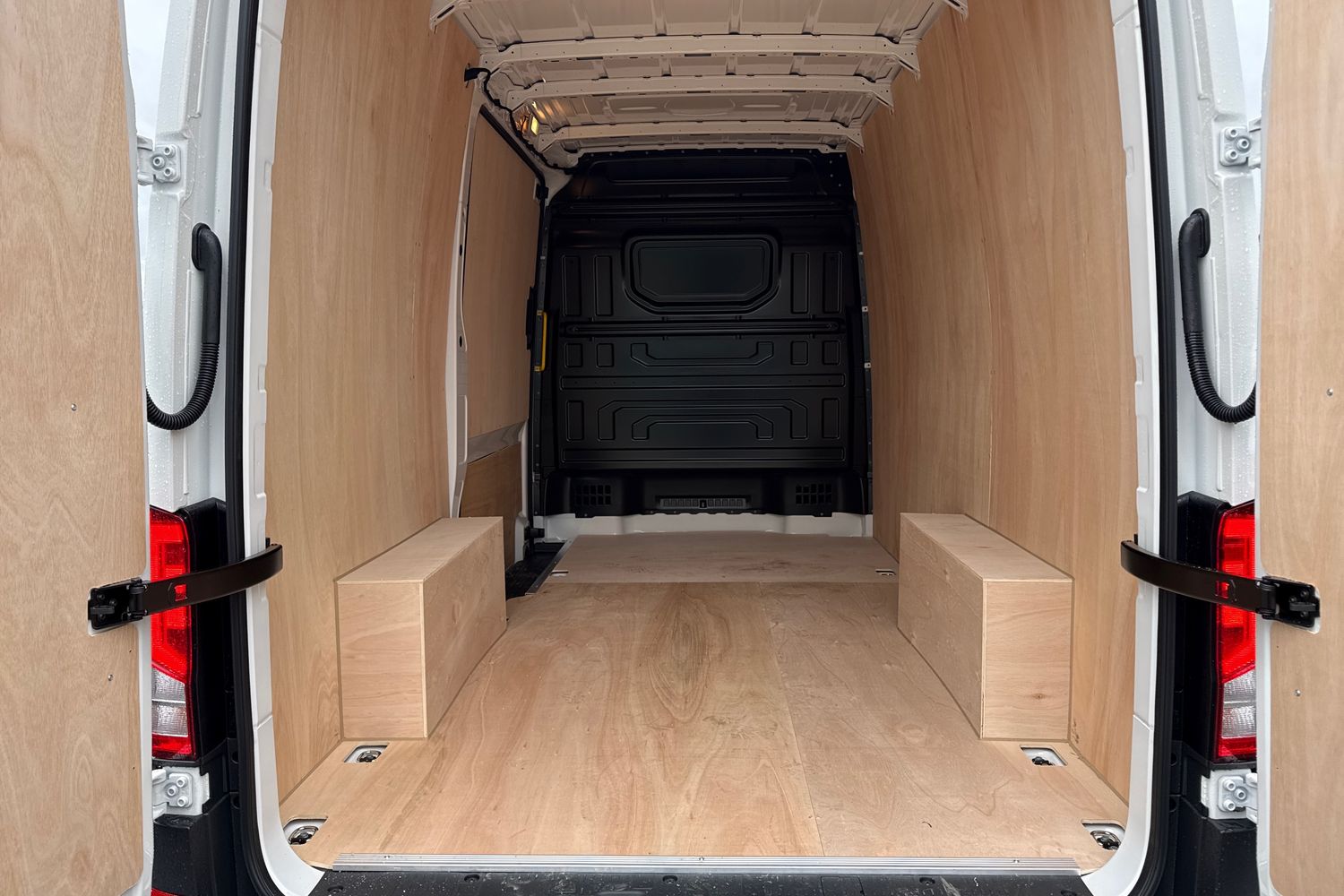 Used Volkswagen Crafter 2025 for sale - 76916414: Photo 6