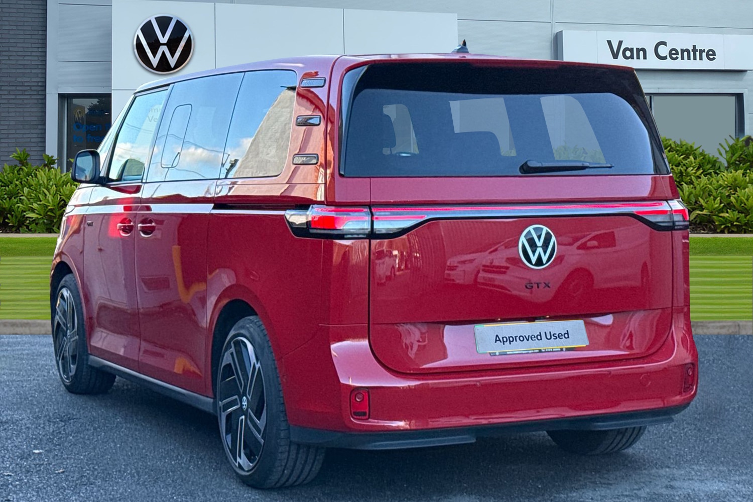 Used Volkswagen ID.Buzz 2025 for sale - 76685661: Photo 2