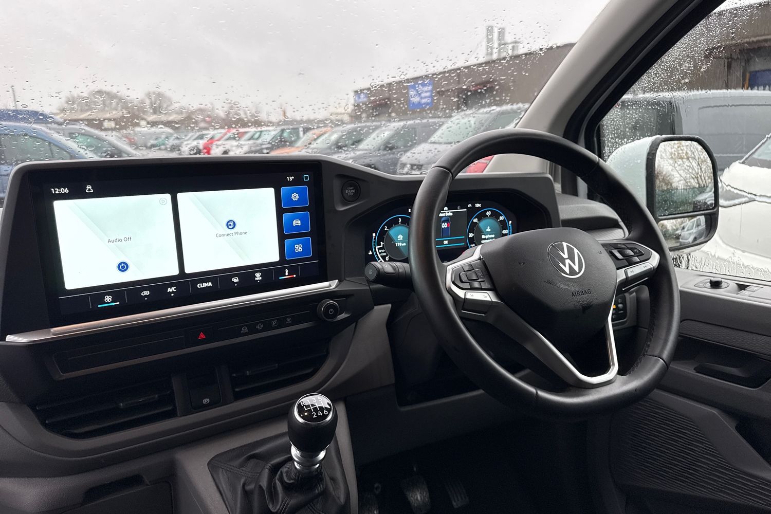 Used Volkswagen Transporter 2025 for sale - 76896223: Photo 17