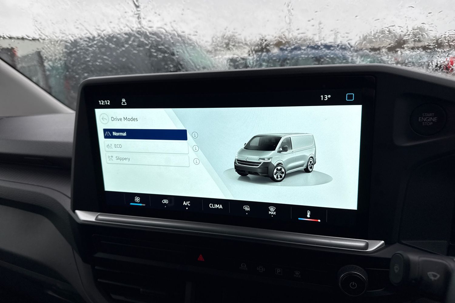 Used Volkswagen Transporter 2025 for sale - 76896223: Photo 33