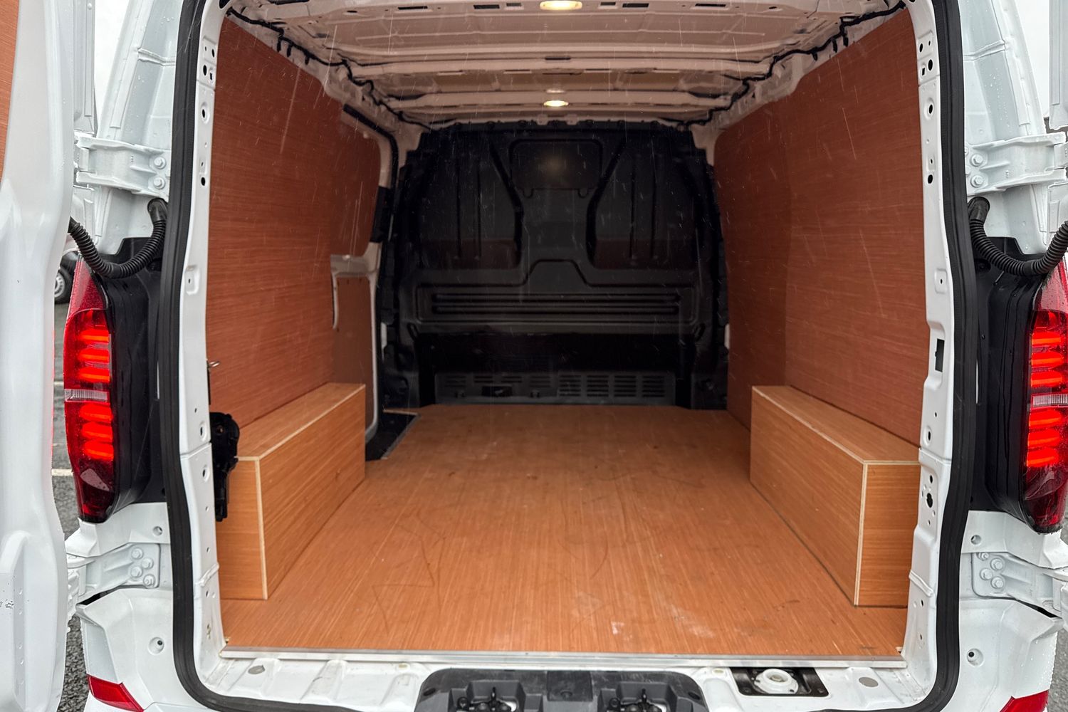 Used Volkswagen Transporter 2025 for sale - 76896223: Photo 6