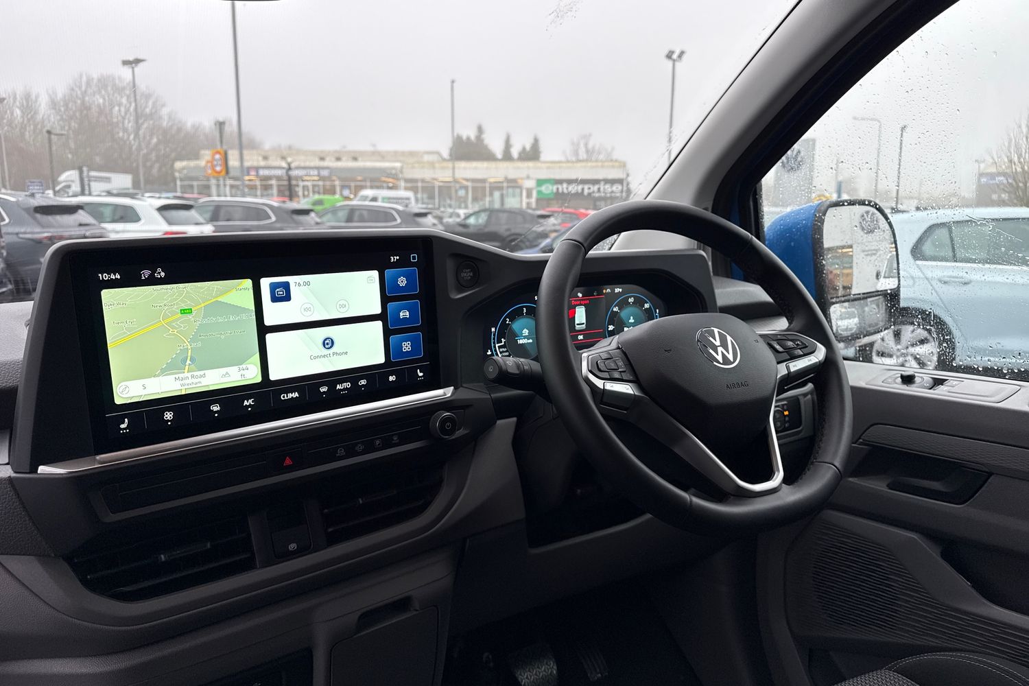 Used Volkswagen Transporter 2025 for sale - 77152499: Photo 17