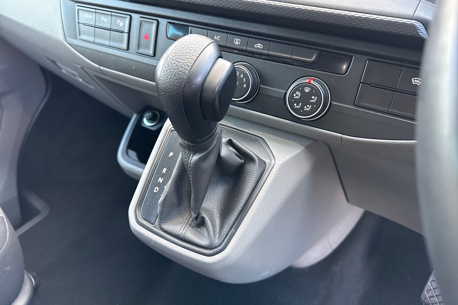 Used Volkswagen Transporter 2024 for sale - 76685730: Photo 23