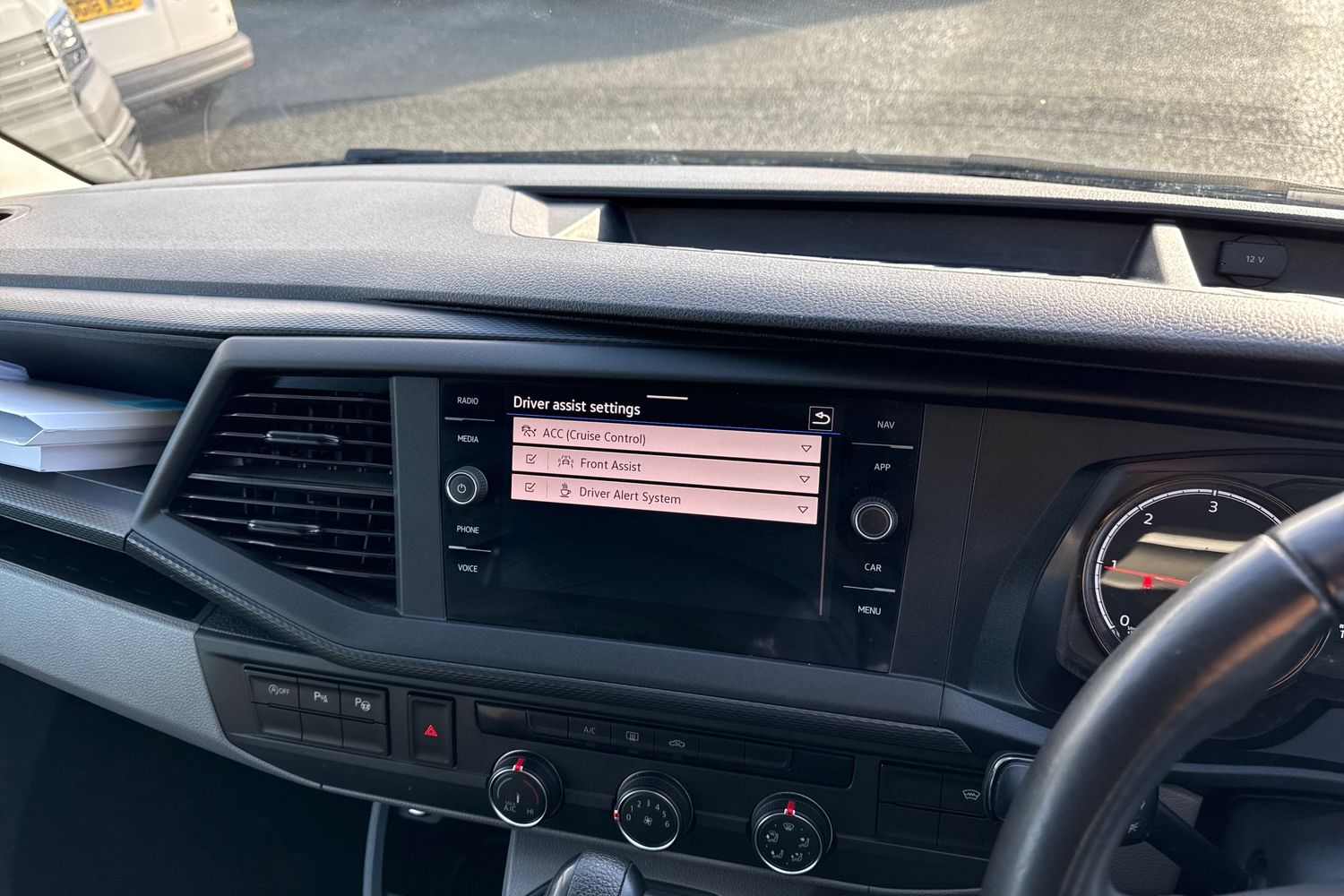 Used Volkswagen Transporter 2024 for sale - 76685730: Photo 42