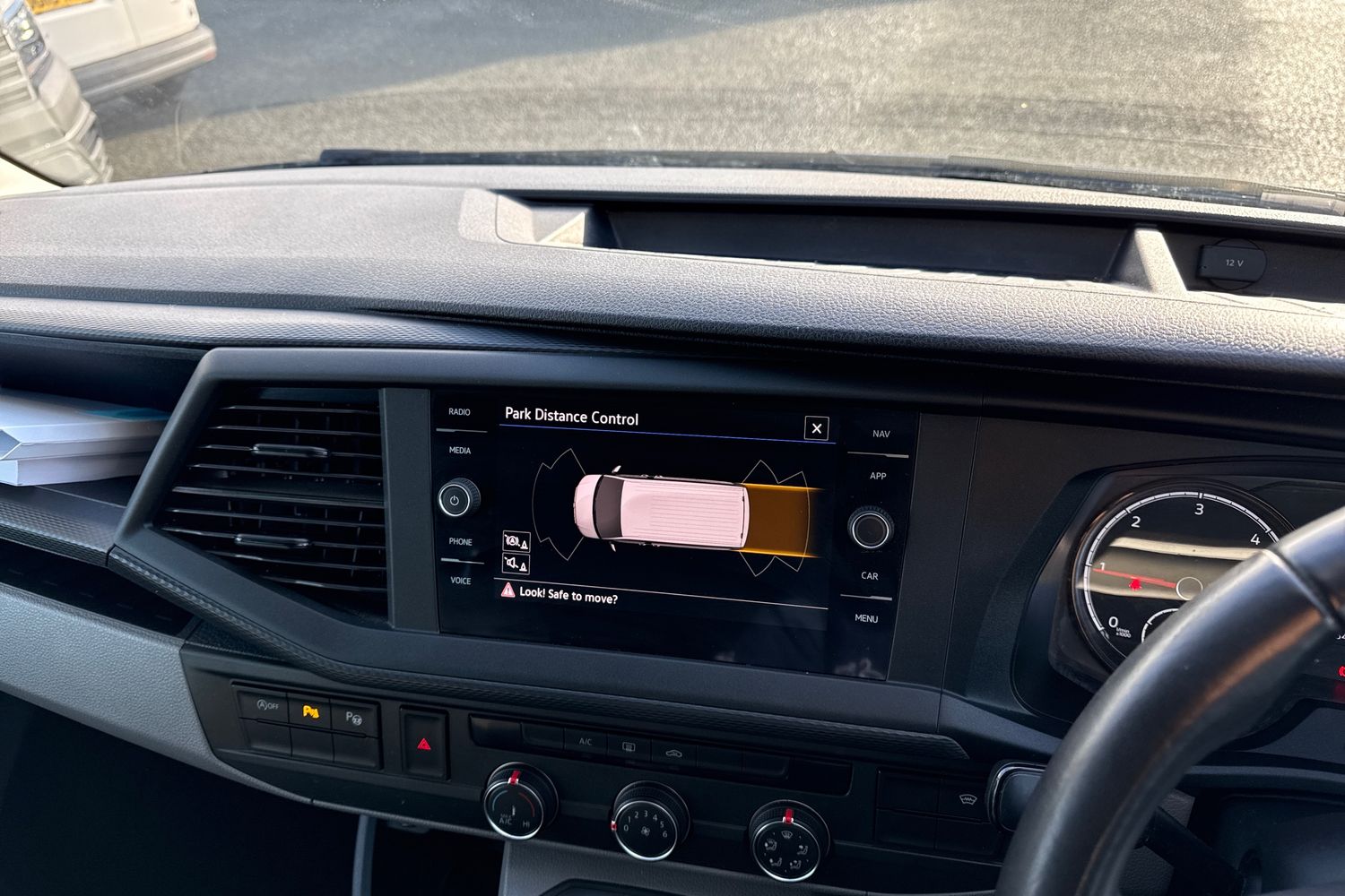 Used Volkswagen Transporter 2024 for sale - 76685730: Photo 43