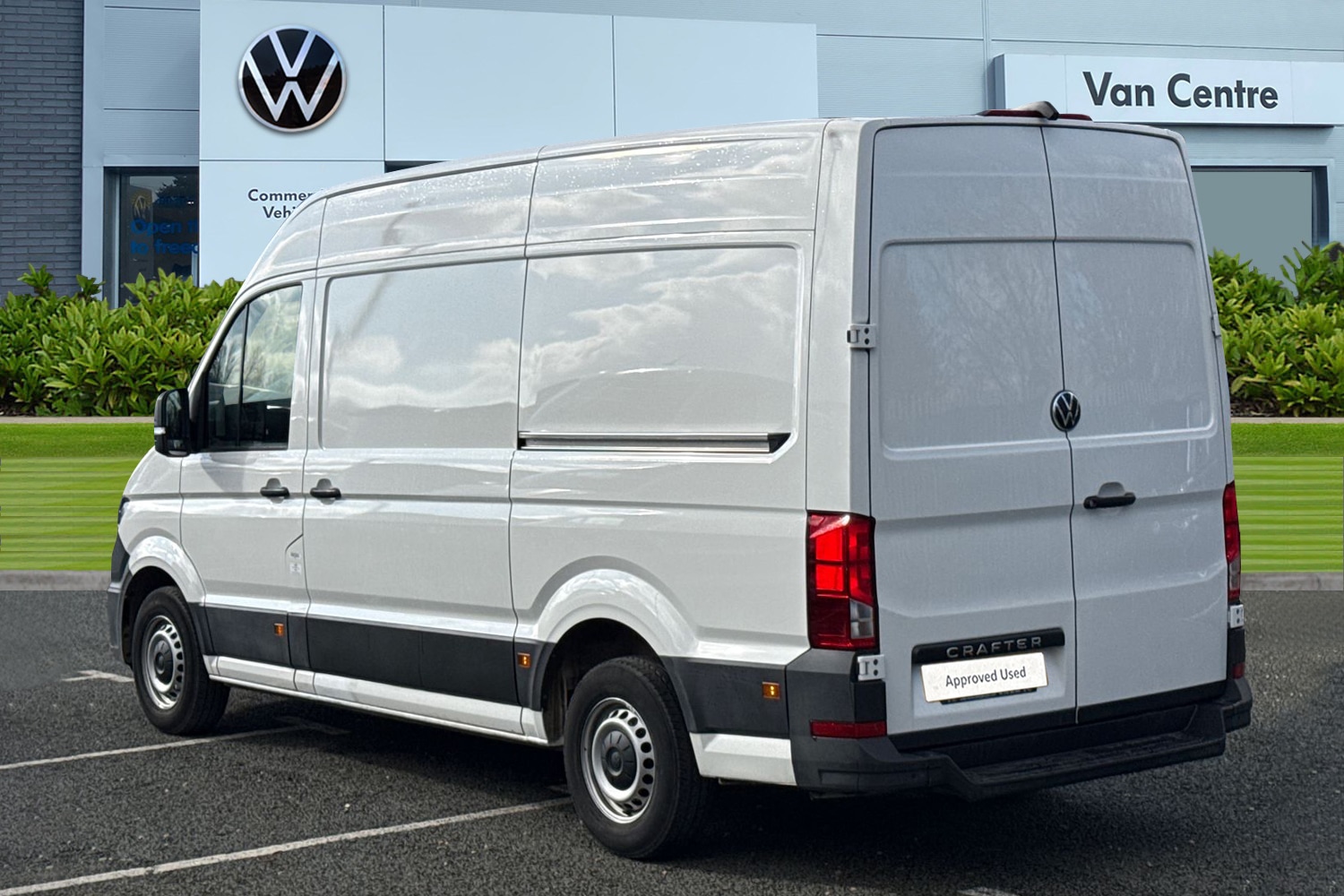Used Volkswagen Crafter 2024 for sale - 78132368: Photo 2