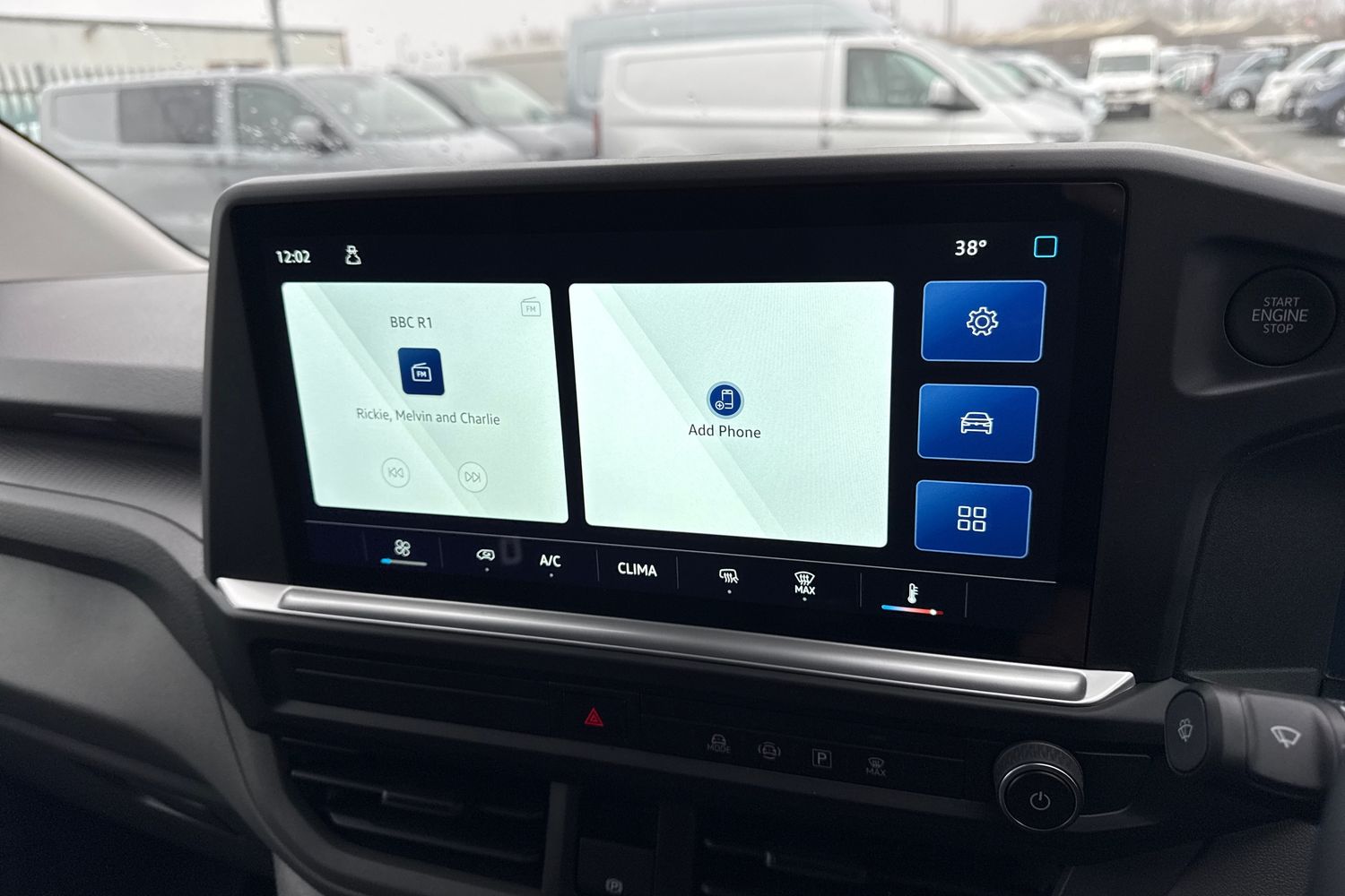 Used Volkswagen Transporter 2025 for sale - 77158796: Photo 29